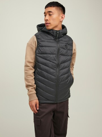 JACK & JONES Bodywarmer 'HERO' in Zwart: voorkant