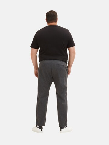 TOM TAILOR Men + - regular Pantalón en gris