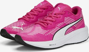 Chaussure de course 'Aviator' PUMA en rose