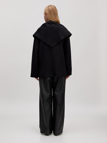 EDITED - Chaqueta de entretiempo 'Karli' en negro