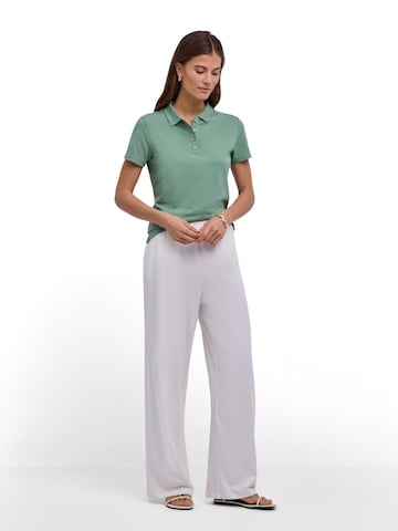 FALKE Shirt 'Essential' in Grün