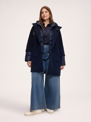 Fiorella Rubino Tussenmantel in Blauw