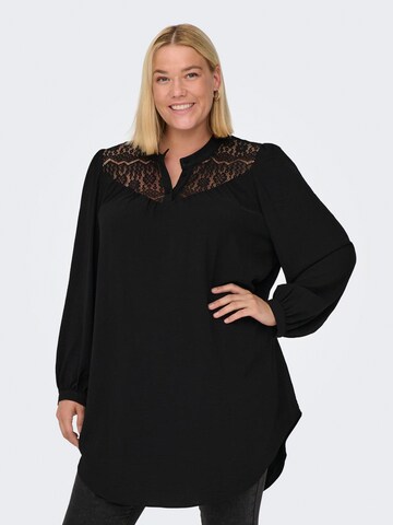 Camicia da donna 'CARMETTE' di ONLY Carmakoma in nero: frontale