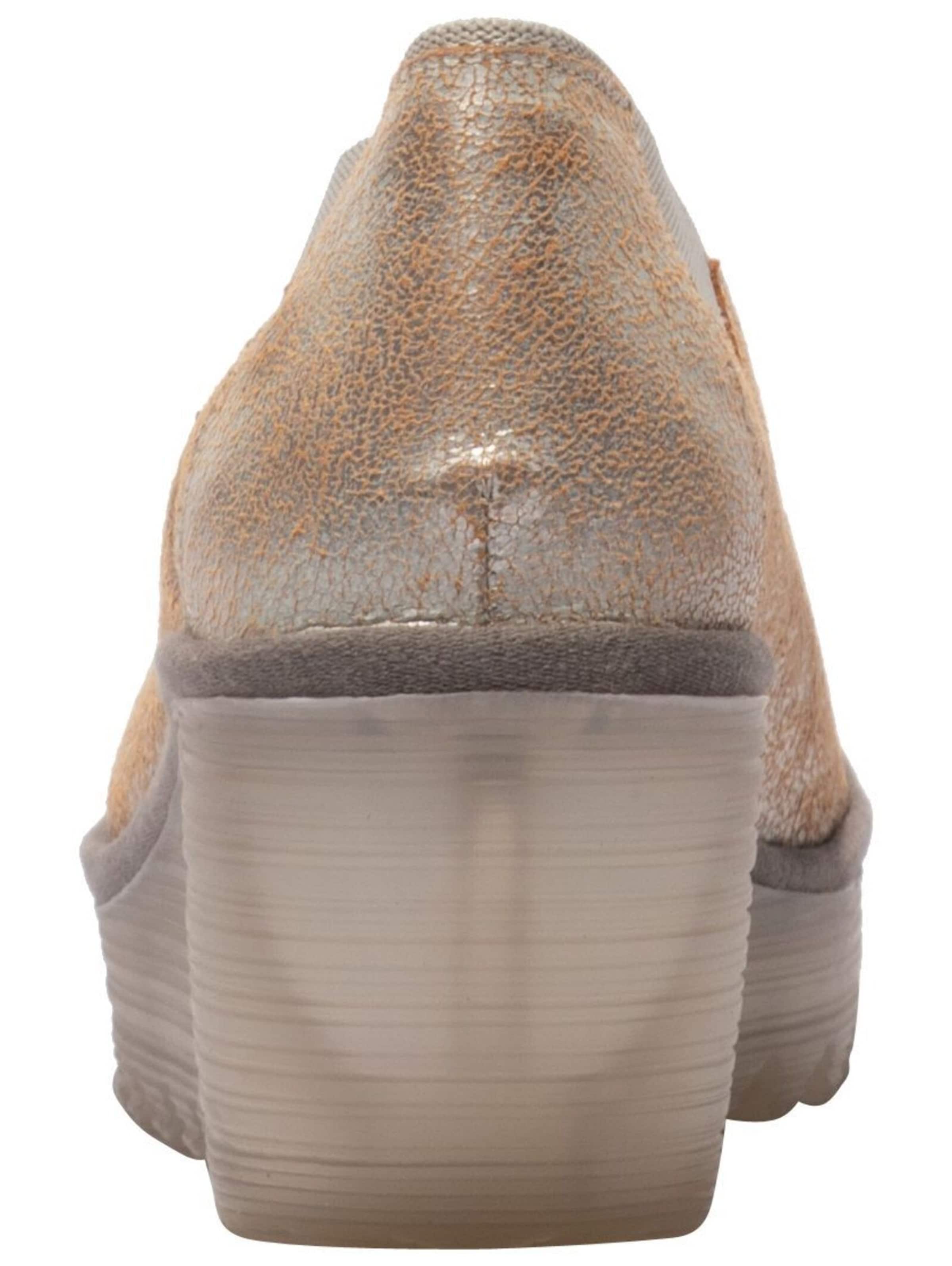 FLY LONDON Pumps in Silver