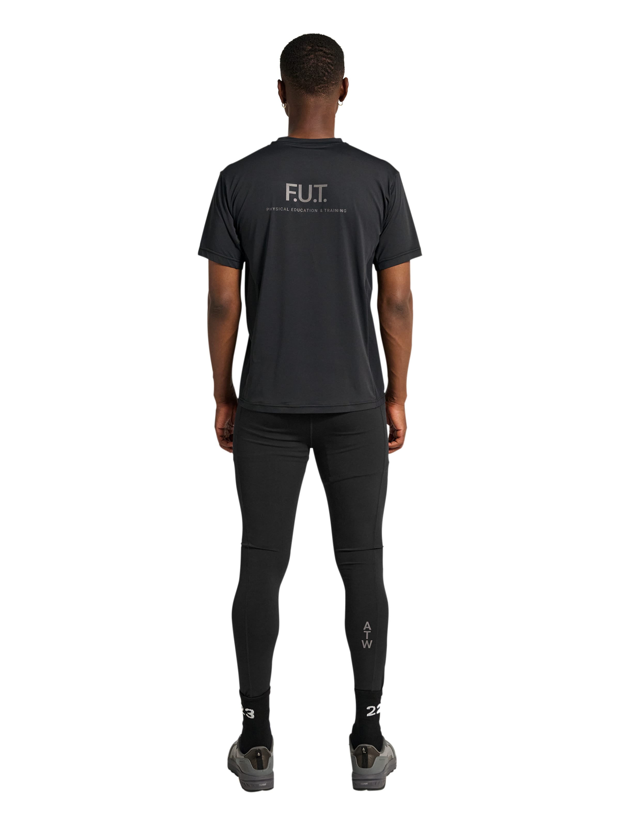 HALO Slim fit Sports trousers in Black