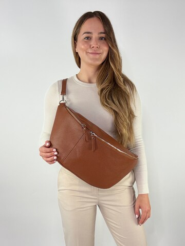 lePelou Fanny Pack 'CLARA' in Brown