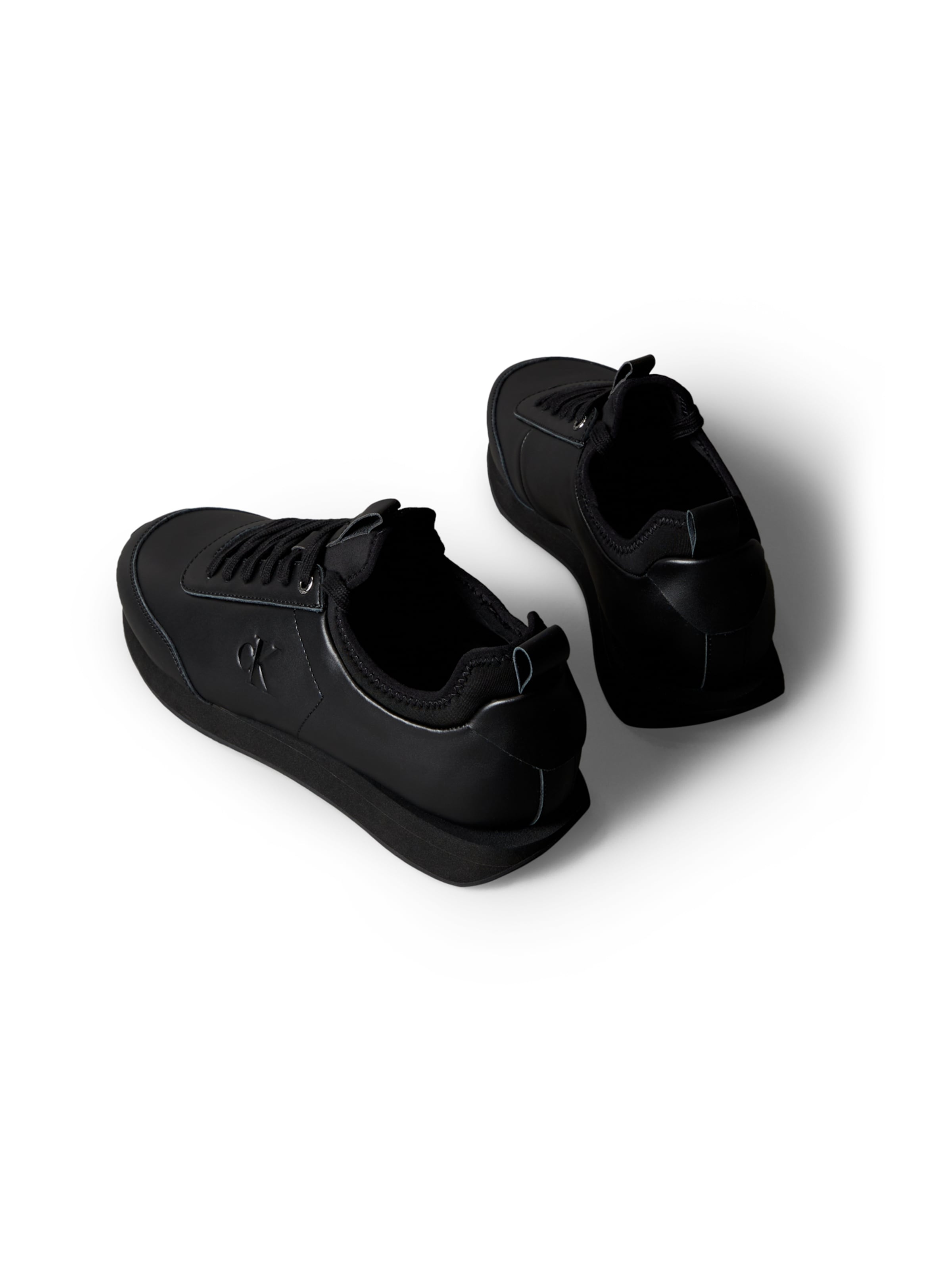 juoda Calvin Klein Sportbačiai be auliuko