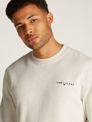 Tommy Jeans Sweatshirt in Beige