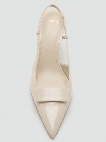 MANGO Sling körömcipők 'DAY' - bézs