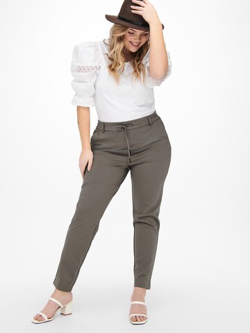 regular Pantaloni 'Gold Trash' di ONLY Carmakoma in grigio