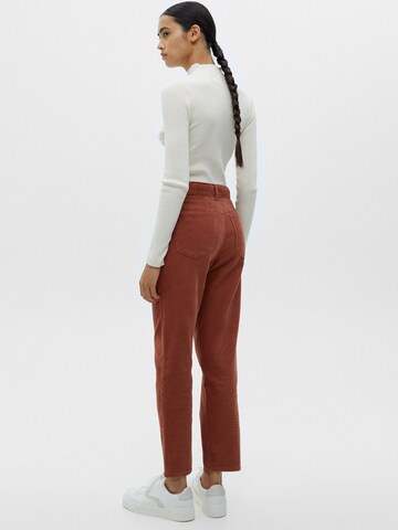 Pull&Bear Regular Trousers in Red