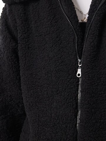 Hiccup Between-Season Jacket in Black