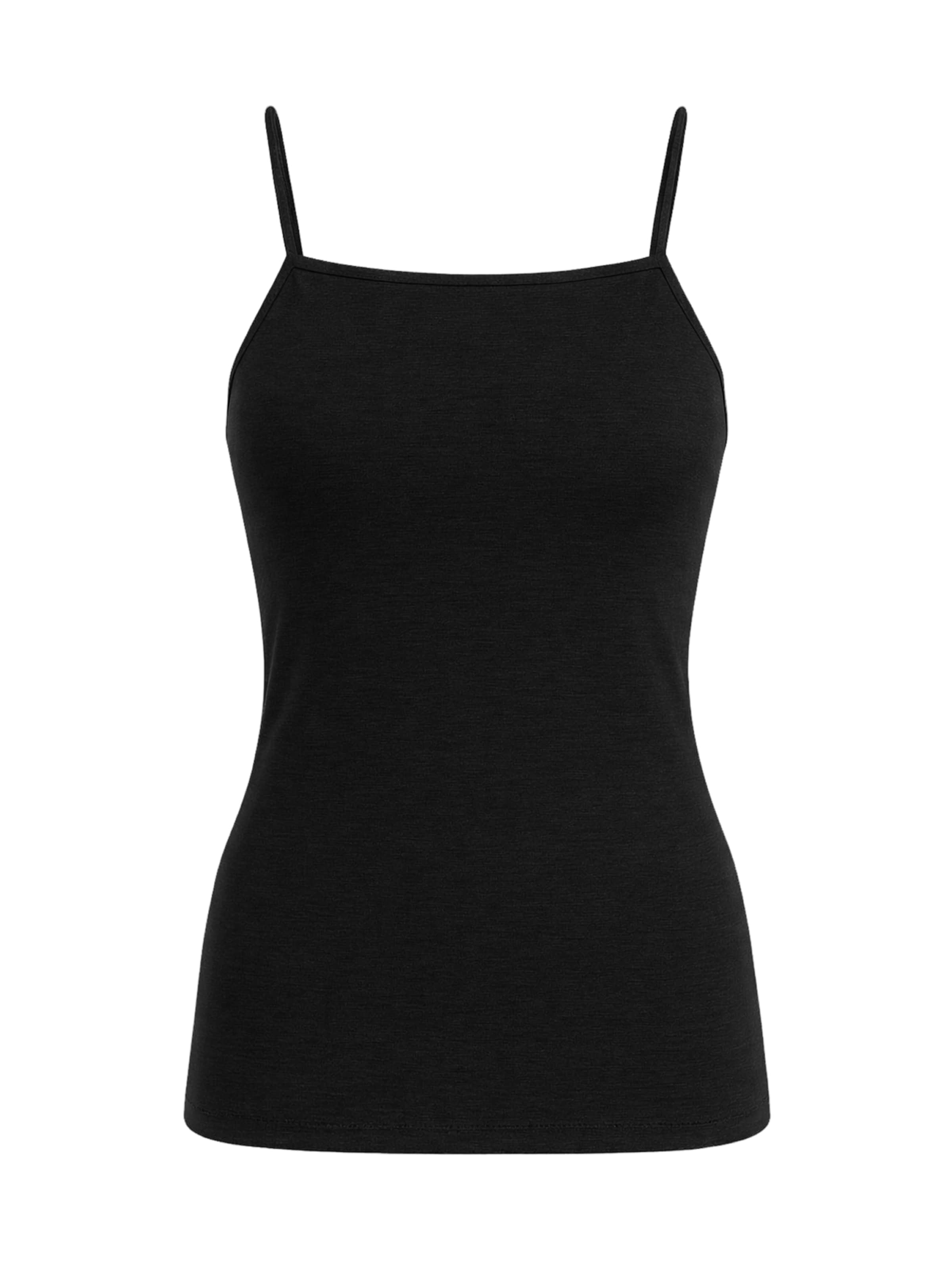 Blackspade Undershirt in Black: front