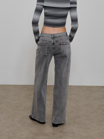 florence by mills exclusive for ABOUT YOU Wide leg Jeans 'Stargaze' in Grey