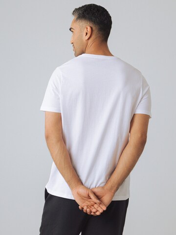 Honest Basics Shirt 'T-shirt Men' in Wit