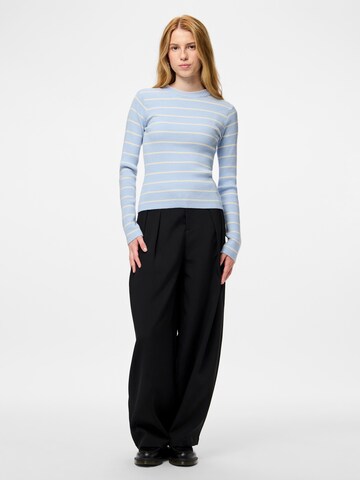 PIECES - Jersey en azul