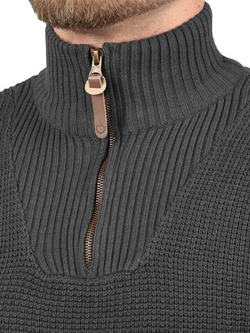 !Solid Pullover 'Tommy' in Grau