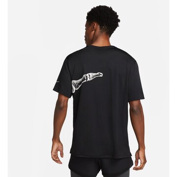 NIKE Funktionsshirt 'Miler' in Schwarz