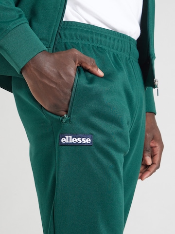 ELLESSE - Tapered Pantalón 'Bertoni' en verde