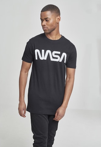 Mister Tee Shirt in Black: front