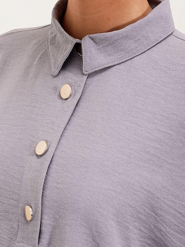 Bigdart Set: Bluse und Hose in Grau