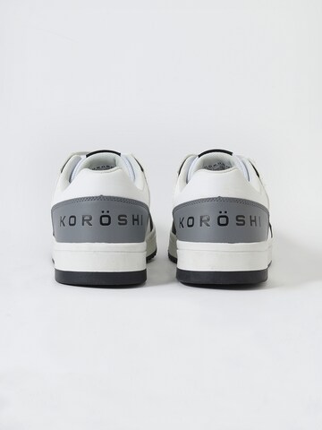KOROSHI Sneaker in Weiß