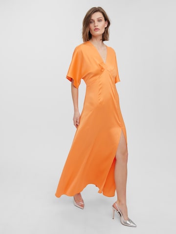 VERO MODA - Vestido de noche 'Rebecca' en naranja
