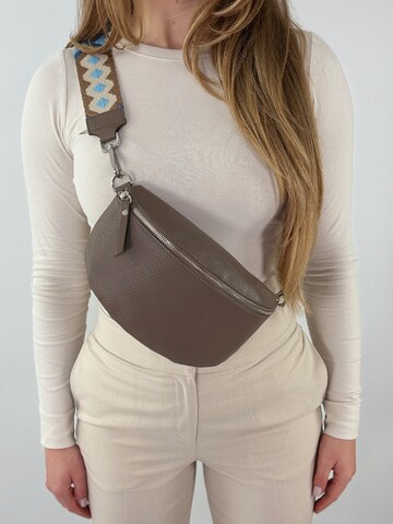 lePelou Fanny Pack 'JUNA medium' in Grey
