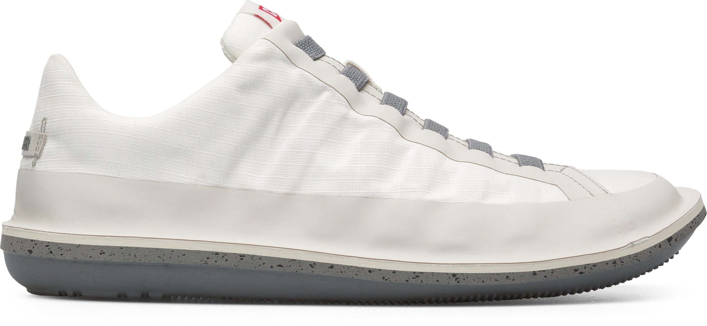 Baskets basses ' Beetle ' CAMPER en blanc