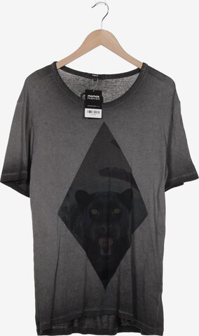 tigha Shirt in M in Grey: front