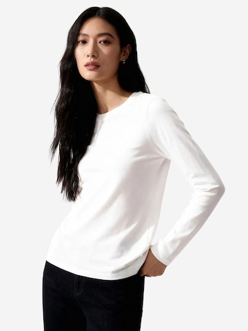 Maglietta 'T-Shirts' di Tommy Life in bianco