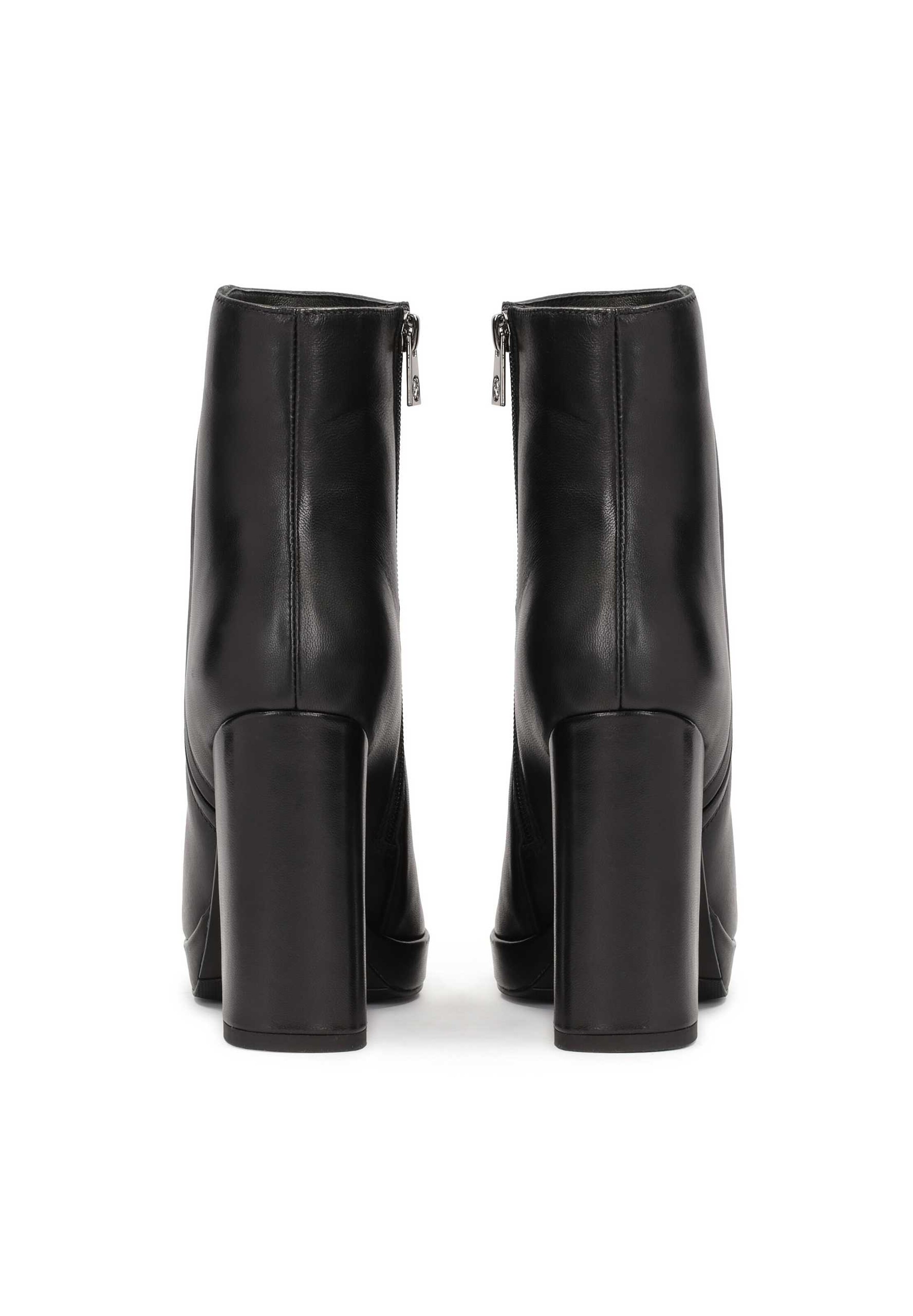 Stivaletto di Kazar in nero