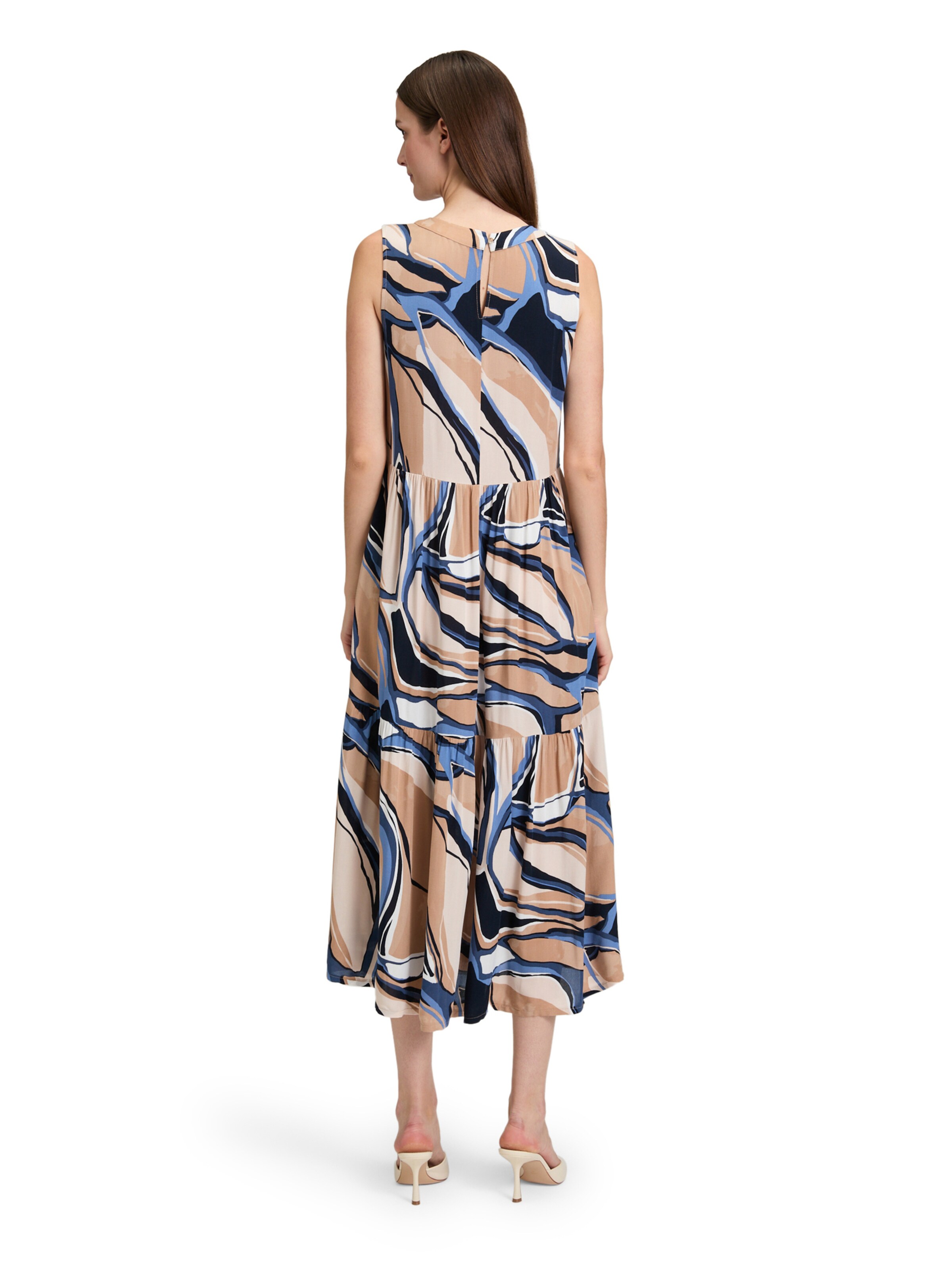 Betty & Co Avondjurk in Wit