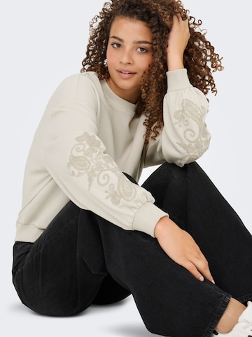 Sweat-shirt 'ONLBrooklyn' ONLY en gris
