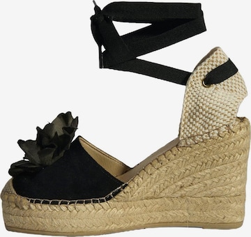 Desa Espadrilles in Black: front