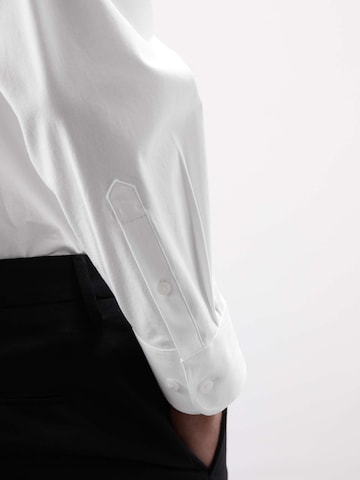 Regular fit Camicia business di Marks & Spencer in bianco: frontale