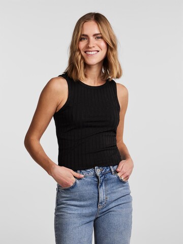 PIECES Top 'LESLIE' in Black: front