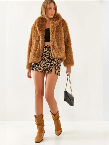 Bianco Lucci - Casaco meia-estação em castanho