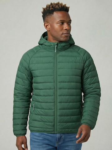 Derbe Between-Season Jacket in Green: front