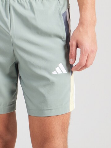 regular Pantaloni sportivi 'TR ESS' di ADIDAS PERFORMANCE in verde