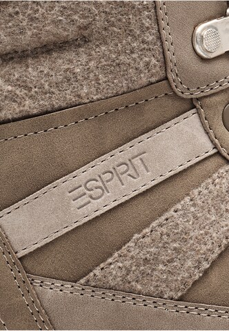 Esprit Shoes Sneakers in Beige