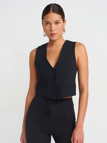 Dilvin Vest 'Westen' in Black: front