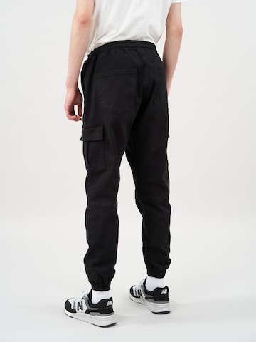 Cørbo Hiro Tapered Cargo trousers 'Ronin' in Black