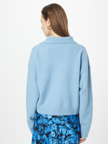 Monki Sweter w kolorze niebieski