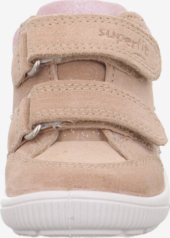 SUPERFIT Wandelschoen in Beige