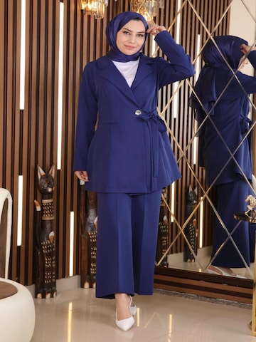 MODAMIHRAM Tunic in Blue: front
