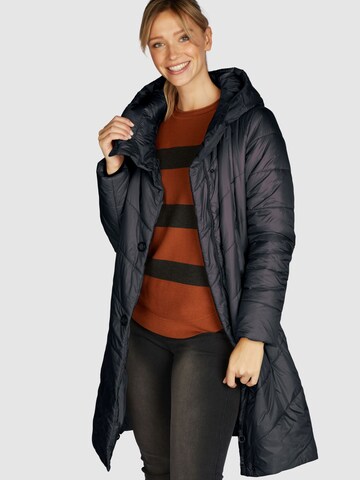 Navigazione Winter Coat in Black: front