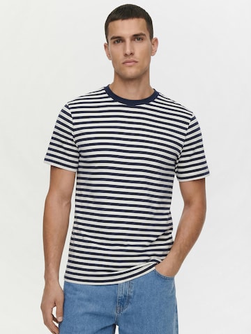 Everly Тениска 'Light Weight' в синьо: отпред