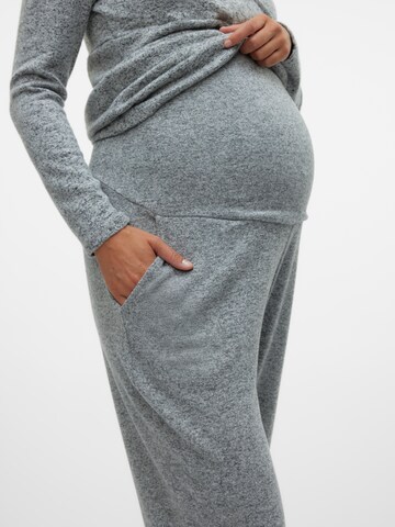 Loosefit Pantalon 'MLALICE' MAMALICIOUS en gris