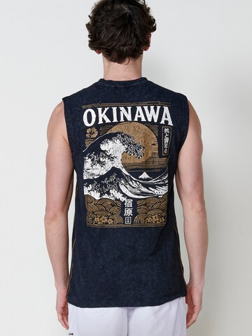 T-Shirt KOROSHI en noir : devant